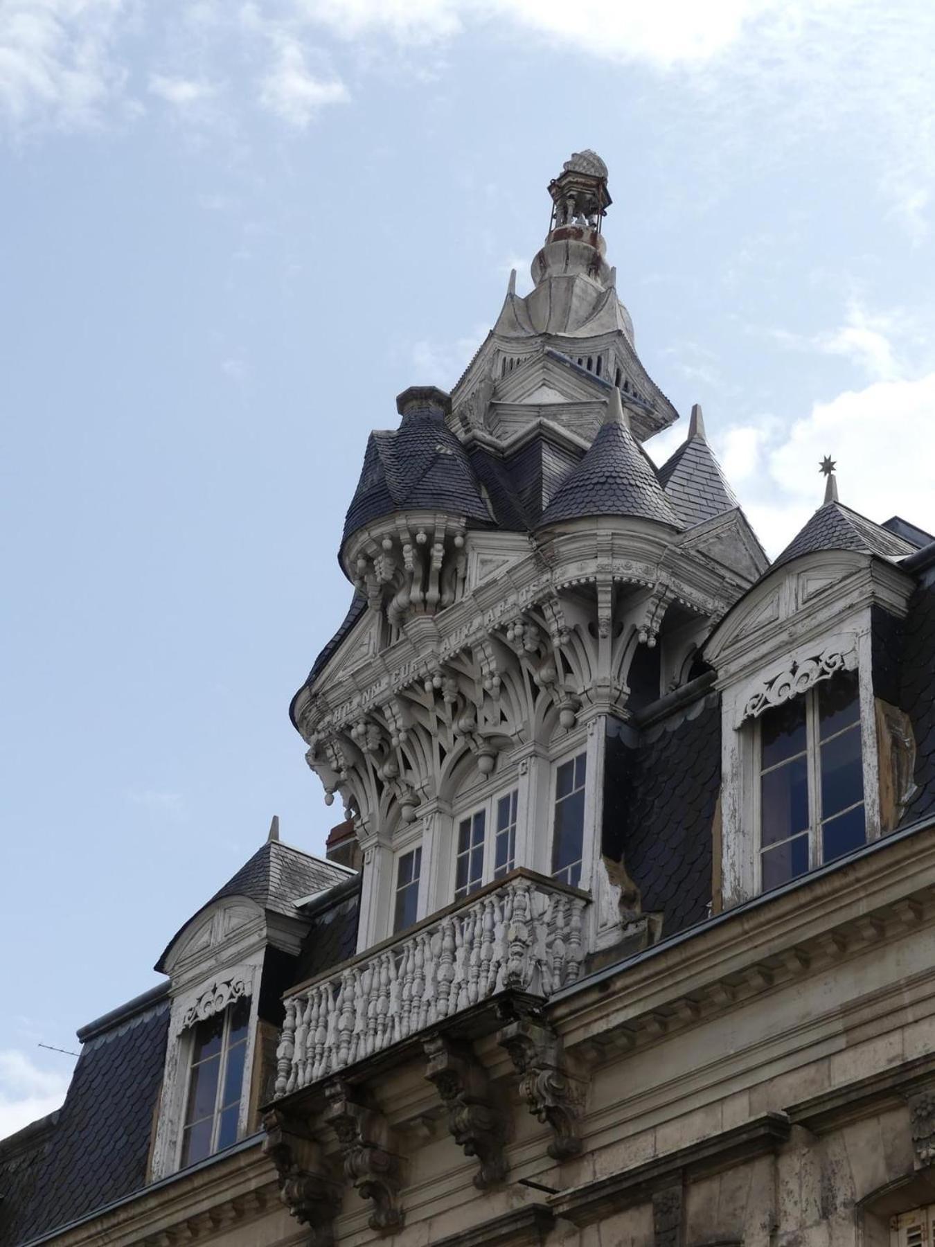 Maison A La Guitarde - Hotel Particulier Hippolyte Châteauroux المظهر الخارجي الصورة