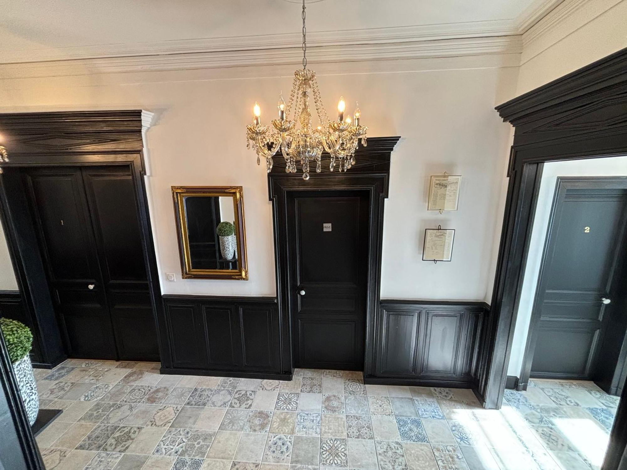 Maison A La Guitarde - Hotel Particulier Hippolyte Châteauroux المظهر الخارجي الصورة
