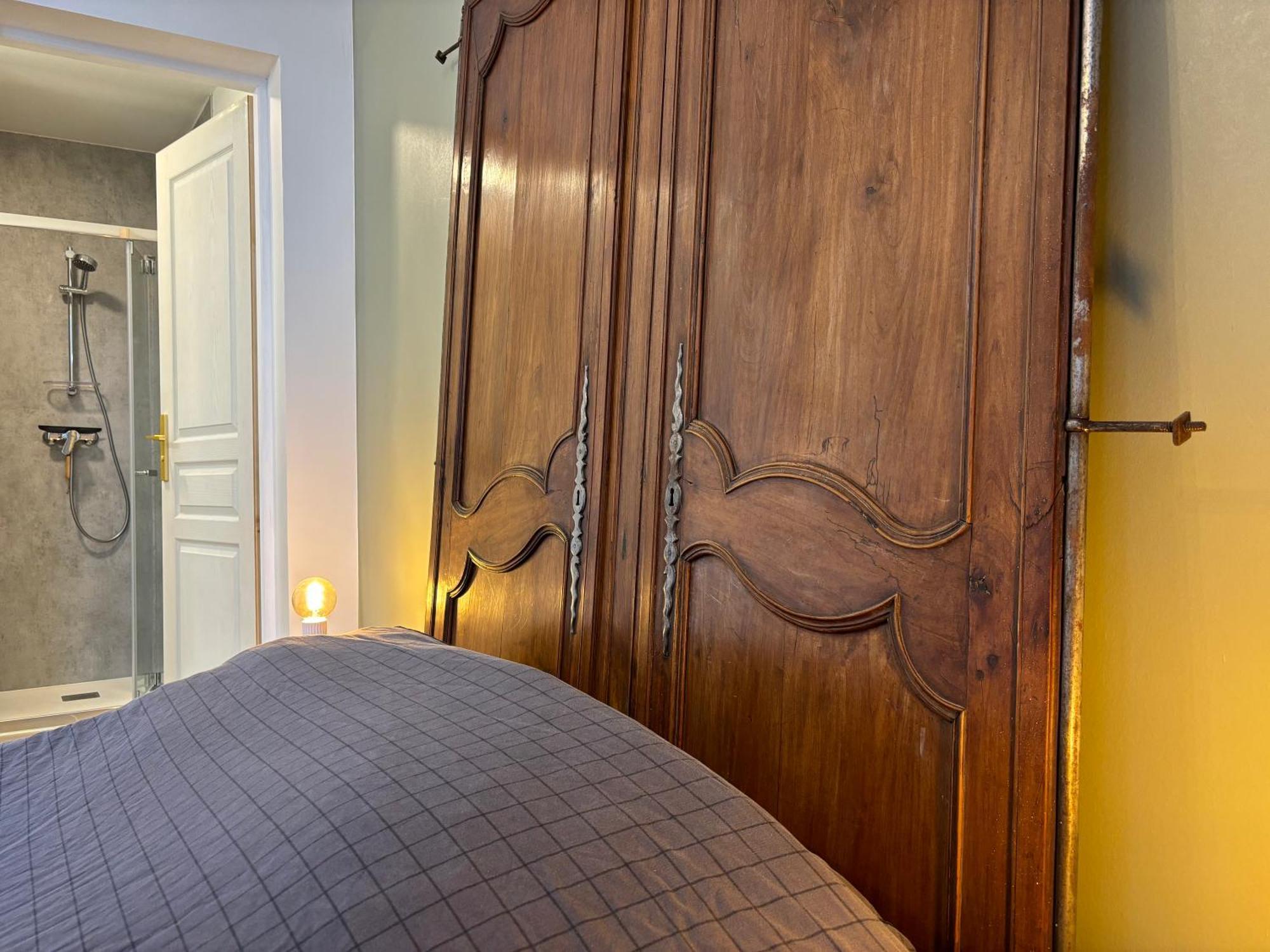 Maison A La Guitarde - Hotel Particulier Hippolyte Châteauroux المظهر الخارجي الصورة