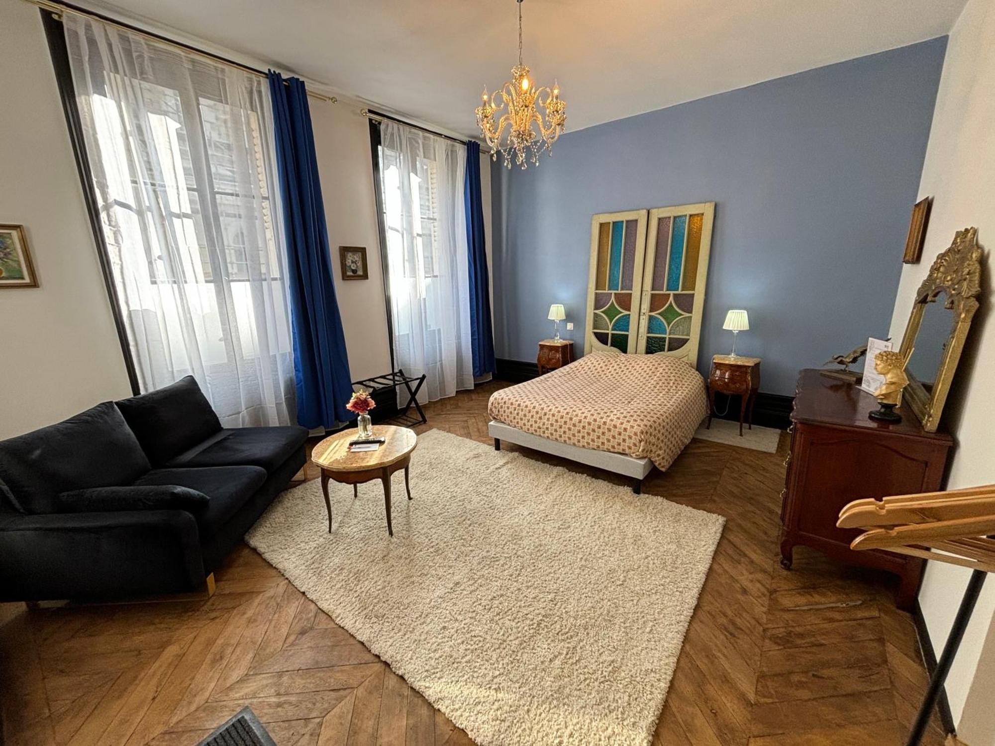 Maison A La Guitarde - Hotel Particulier Hippolyte Châteauroux المظهر الخارجي الصورة