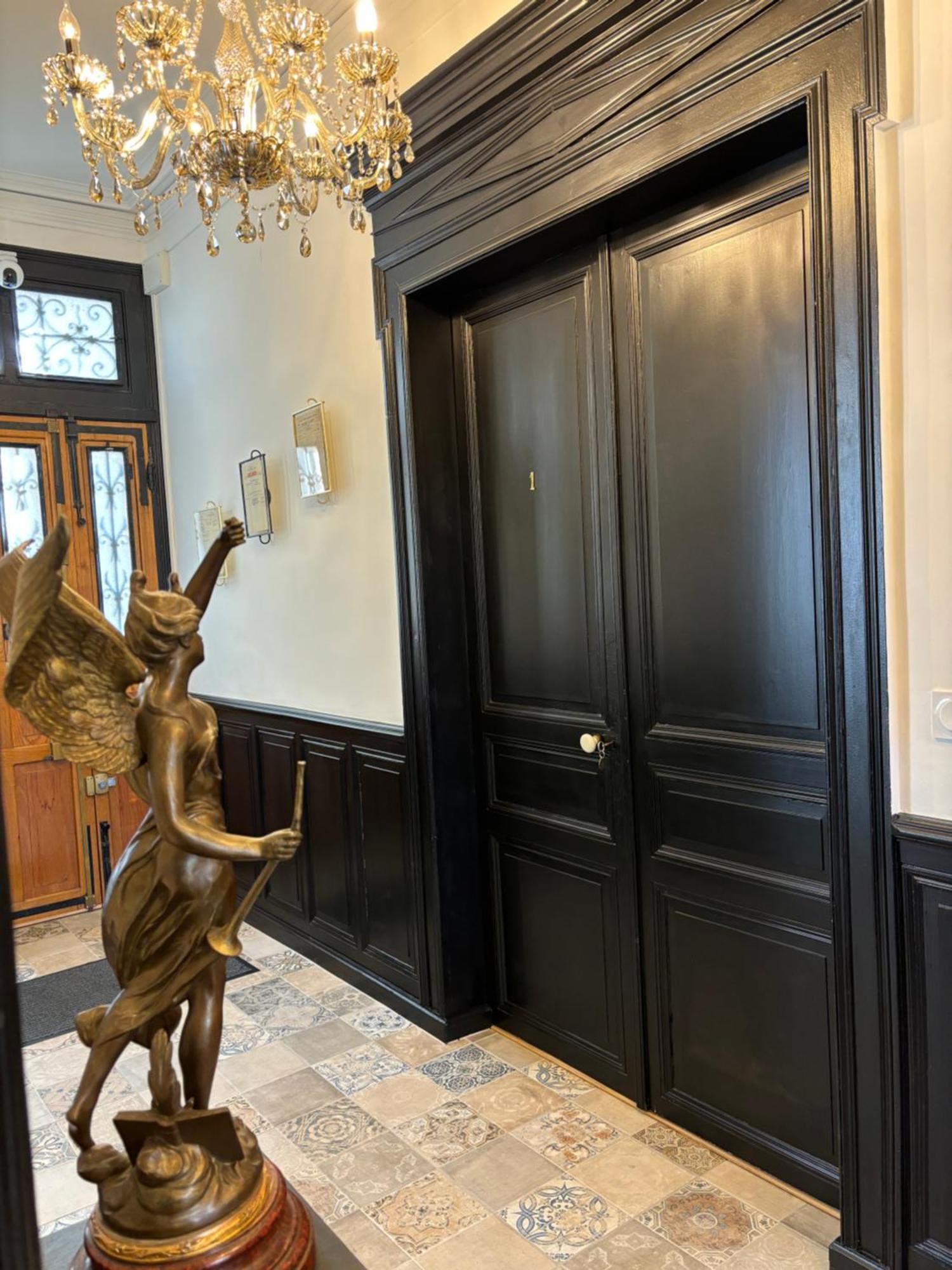Maison A La Guitarde - Hotel Particulier Hippolyte Châteauroux المظهر الخارجي الصورة